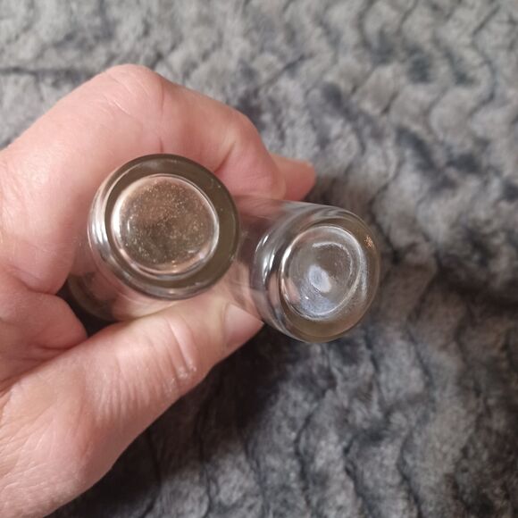 Salt & Pepper Shakers - Vintage Small Clear 3" H x 1" W - Picture 3 of 5